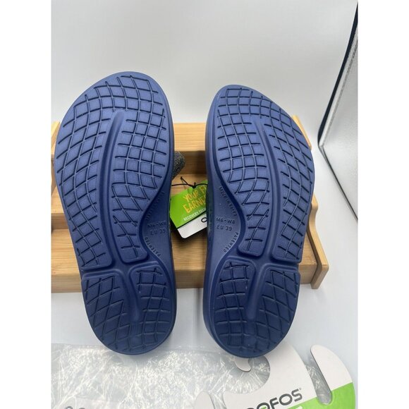 Oofos Original Flip Flops Women 8/Men 6 Navy Blue Comfort Recovery Sandals NEW - Picture 3 of 13